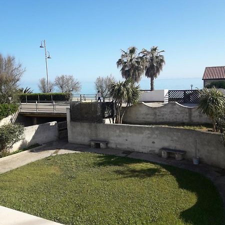 Appartement Casa A 20 Metri Dal Mare! à Fossacesia Extérieur photo